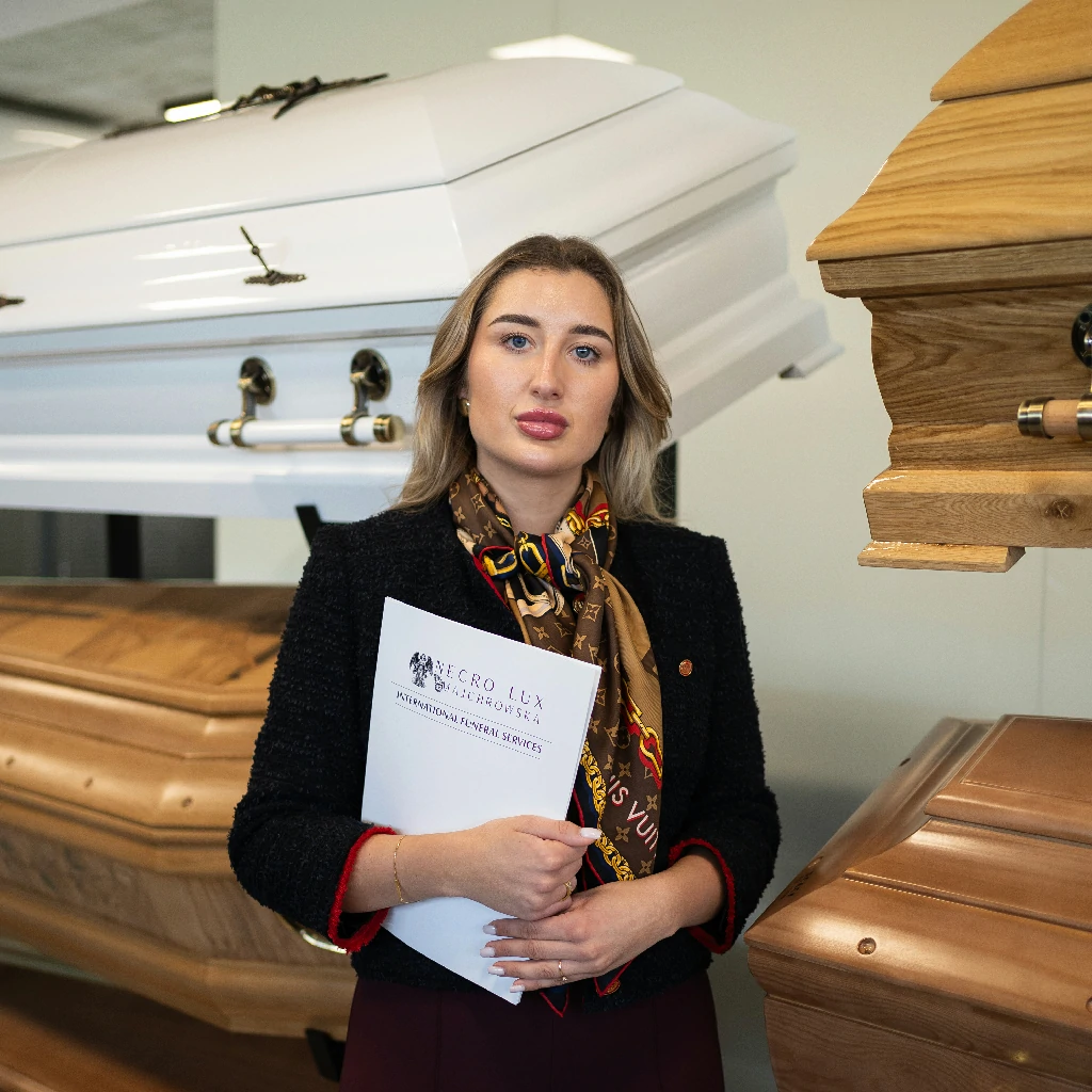 Portrait of the founder of Necro Lux – International Funeral Bureau